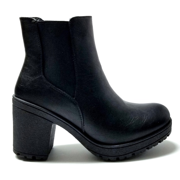 New Black Chelsea Elastic Ankle Boots Booties - Picture 3 of 5